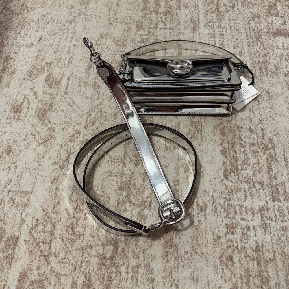 Tabby Shoulder Bag 20 In Metallic - Picture 9 of 16